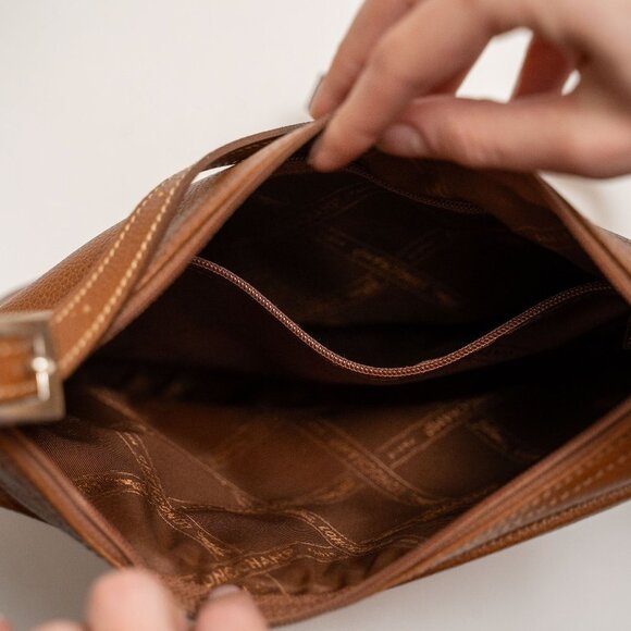 ~ FIRM PRICE ~
VINTAGE LONGCHAMP Camel Colored Leather Crossbody - Picture 16 of 16